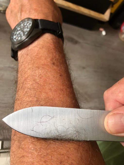 Scheermes Scherp Scheermes Scherp