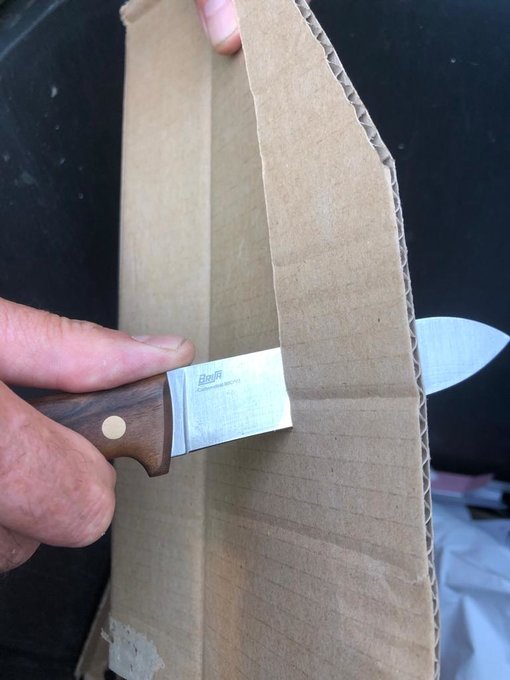 Karton snijden Karton snijden